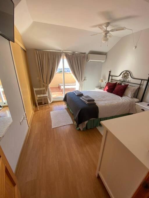 Leilighet Carvajal, 2-bedroom Sea View Penthouse Fuengirola