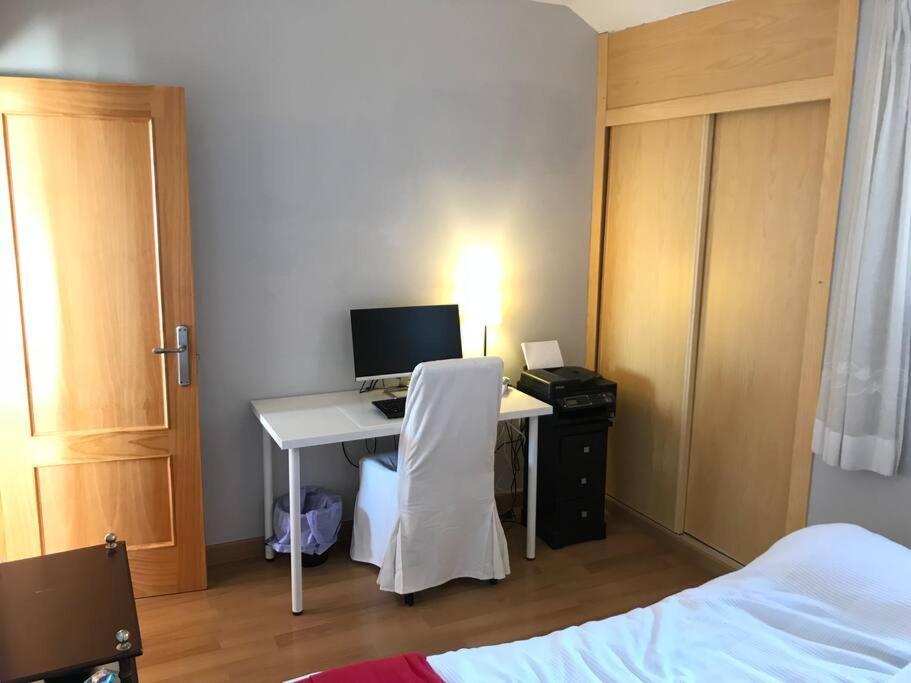 Carvajal, 2-bedroom Sea View Penthouse Leilighet Fuengirola