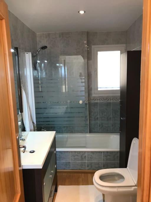 Carvajal, 2-bedroom Sea View Penthouse Leilighet Fuengirola